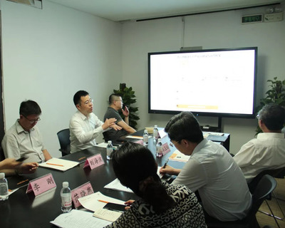 華玉松書記一行考察金東創意，共話數字文化創意發展新篇章